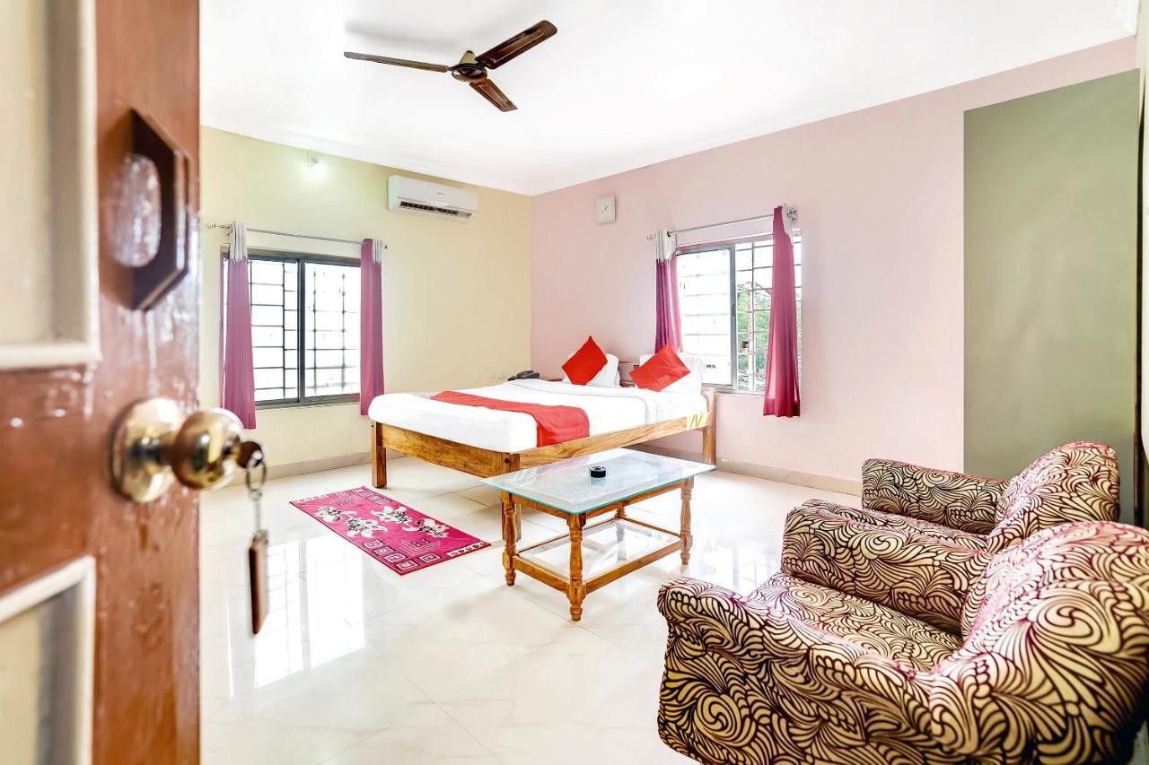 Oyo Flagship 9009 Tc Guest House Bhubaneswar Exterior foto